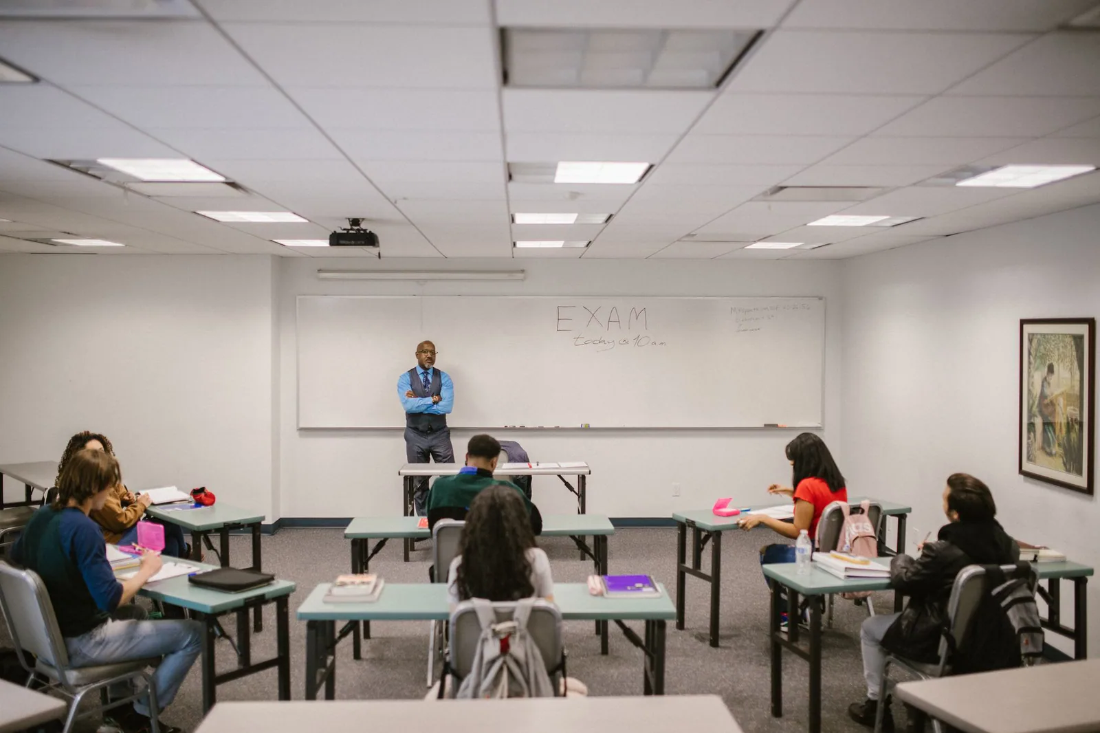 Niños realizando el examen Cito en un aula holandesa