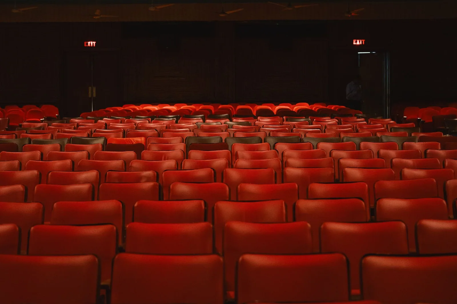 Sala de cine art déco en el centro de Bruselas