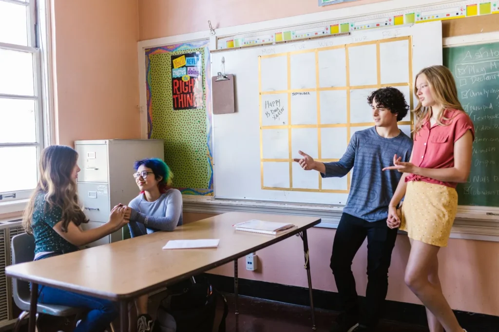 Alumnos en un aula de escuela secundaria