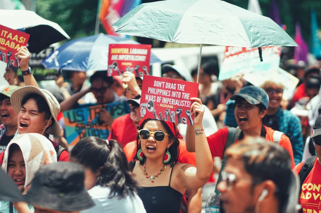 Manifestación pacífica defendiendo derechos civiles en Suiza